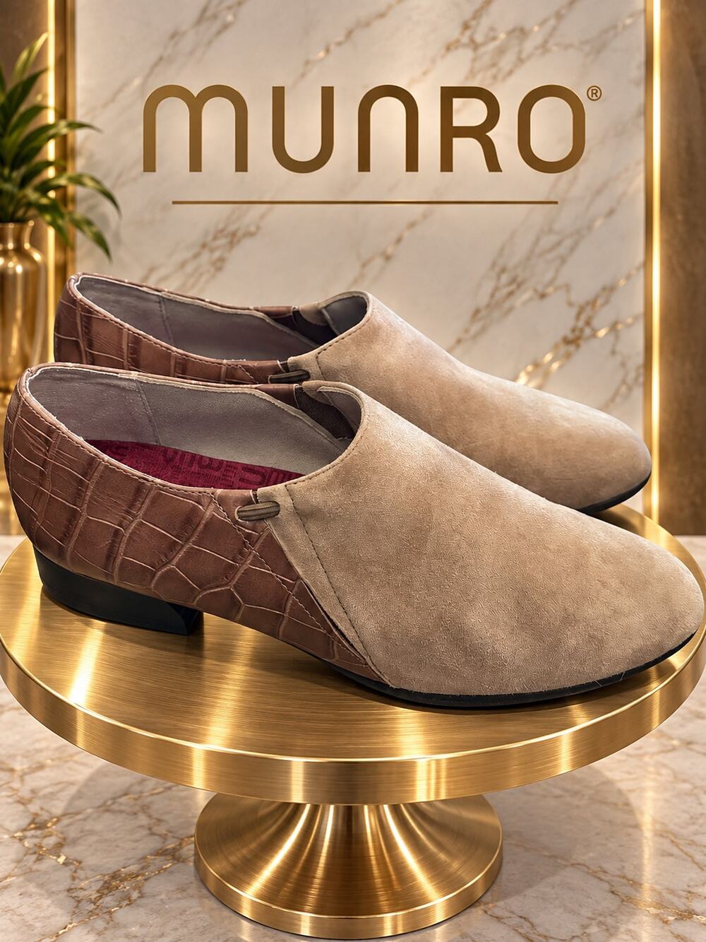 Munro Taupe Suede Croc Embossed Slip-On Comfort Shoes Size 9.5